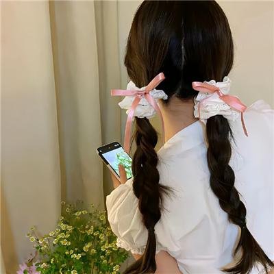 十八岁少女横扫直播大赛